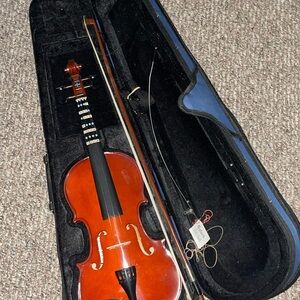 Elegant Brown Violin with Case for beginners